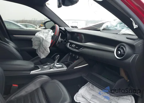 2020 Alfa Romeo Stelvio Ti Sport Awd z USA, uszkodzony, nr VIN ZASPAKBNXL7C74423